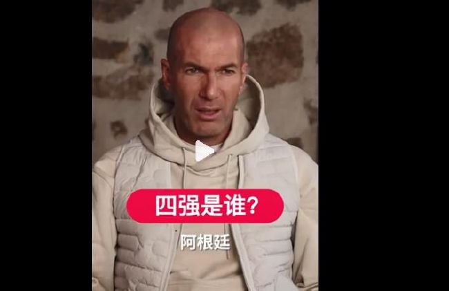 双乳被两个男人吮