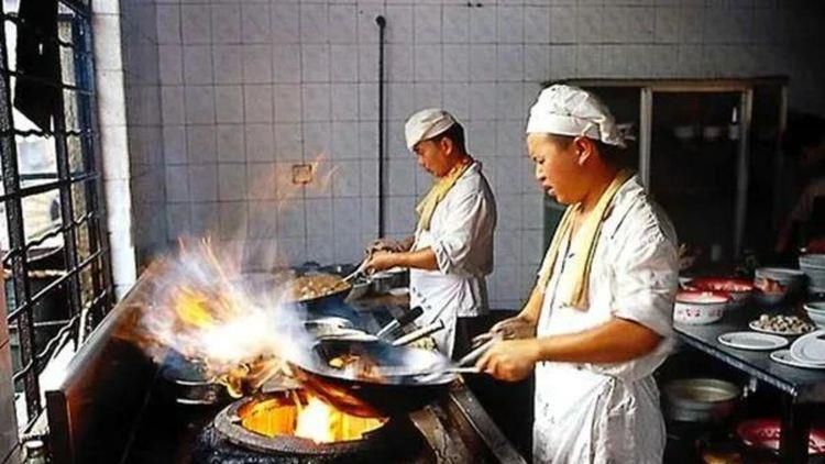 国产成+人+综合+亚洲不卡